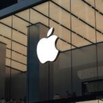 Apple CEO Tim Cook to step down Confirmed in Leadership Transition