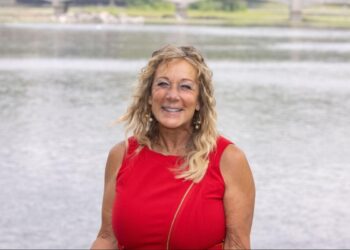 Becky Chase VanderVeen: Four Decades of Real Estate, Rooted in Honesty and Personal Connection