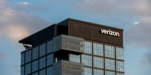 Verizon CEO Highlights Shift in Customer Growth Strategy Beyond Network Branding
