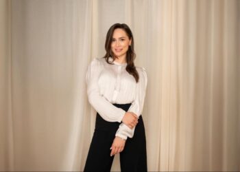 Building Trust One Transaction at a Time and How Ana Novakovic Puts Relationships First in Chicago Real Estate