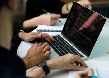 Balancing Growth and Capital Discipline: Insights from Entrepreneur Rich Turasky