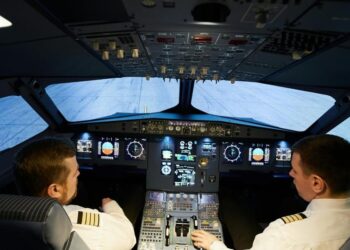 American Airlines Pilots Union Discusses United Merger
