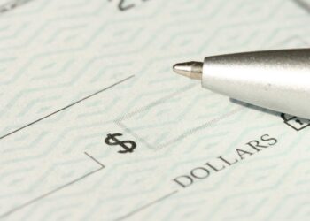 Expanding to the UAE or GCC? Payroll Mistakes to Avoid