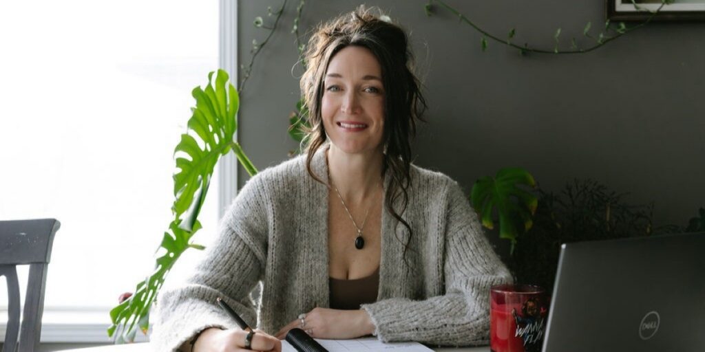 What If Your Fear Is Just Your Intuition in a Bad Mood? Meet Jillian Merlo, the Coach Helping High Achievers Lead from the Inside Out