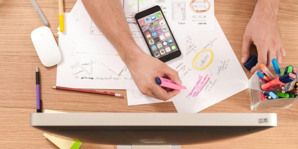 The 1% Problem: Why Almost No Enterprise Brand Tests and Learns in Public