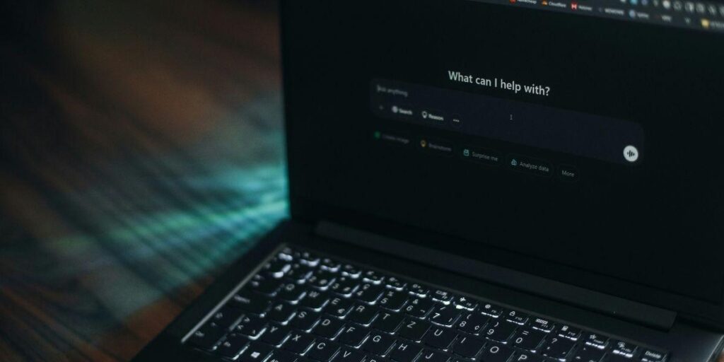 Why SEO Alone No Longer Wins: Clarity Narrative on the Shift to AI-Driven Discovery