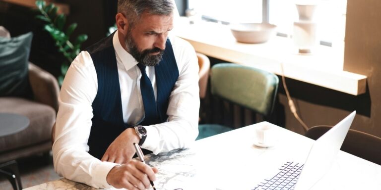 Why Experienced CFOs Are Commanding Bigger Pay Packages