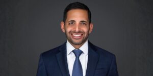 Nicholas Mukhtar’s Argument Against the One-Size-Fits-All CEO