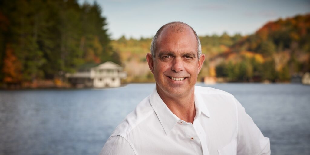 How Jack Janssen Approaches Muskoka Real Estate Through Technology, Sustainability, and Client-Focused Strategies