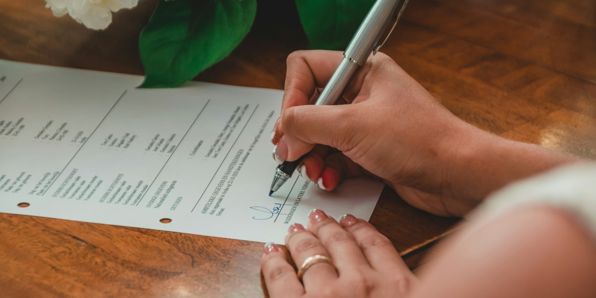 What Should a Seller Look For in a HomeWise Purchase Agreement?