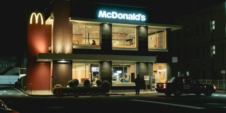 McDonald’s CEO Says High Inflation and Low Traffic Are Here to Stay