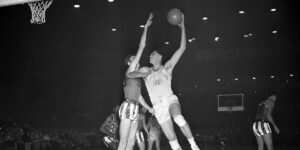 Elvis Parra Remembers Lakers Great George Mikan