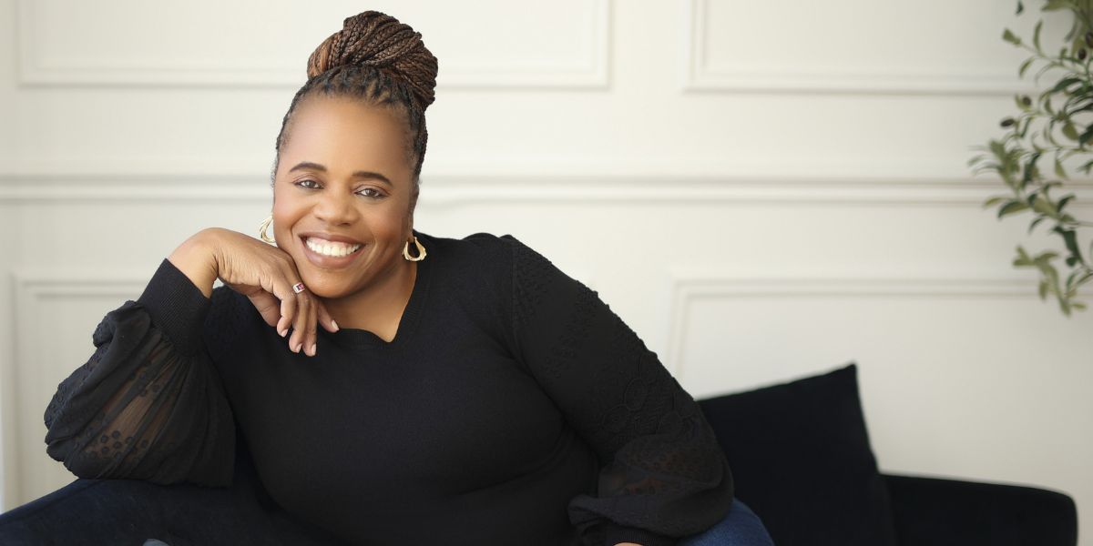 Inside The Transparency Table: How Founder Deb Davis Is Building a Business Around Honest Leadership