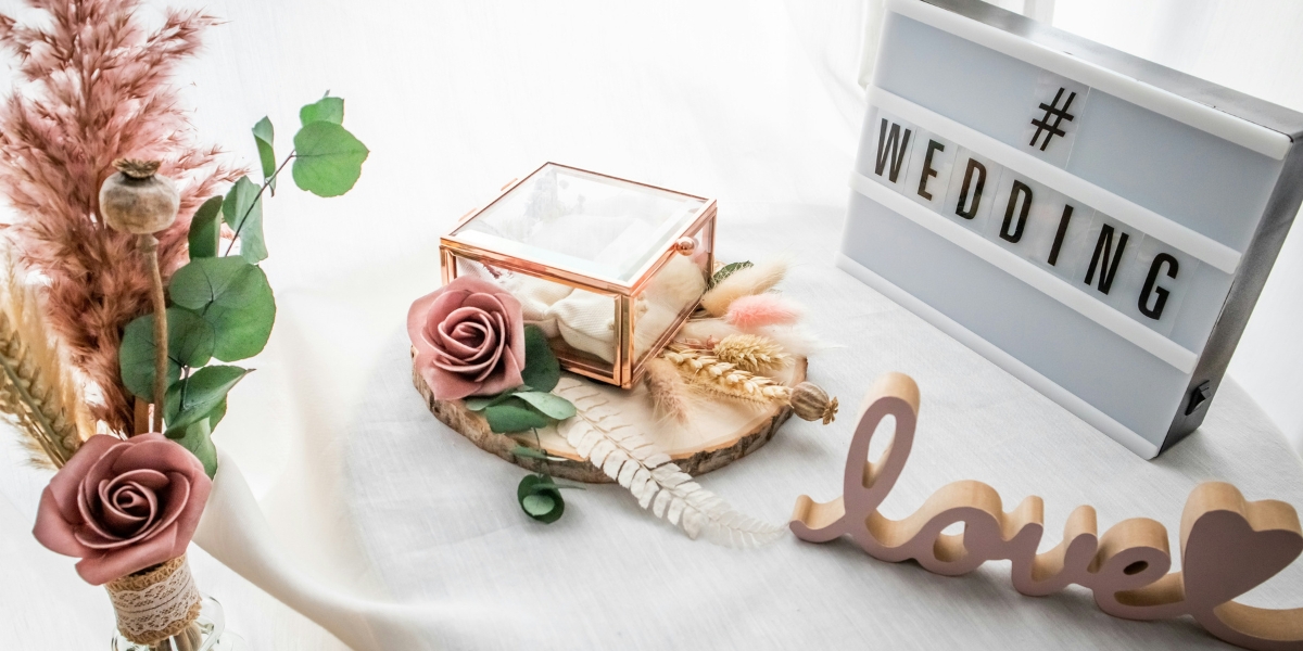 Unique Engagement Hampers to Celebrate the Milestone in Style