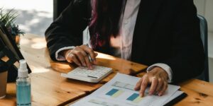 When a Phoenix Tax Problem Calls for an Attorney
