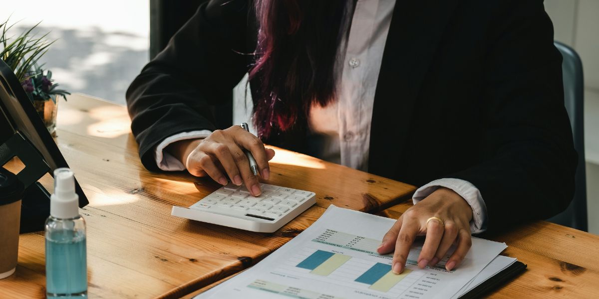 When a Phoenix Tax Problem Calls for an Attorney