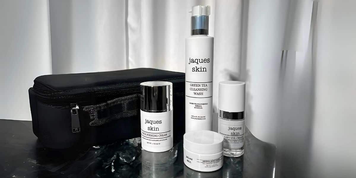 Glow This Holiday Season: Premium Skincare Gifts and Treatments