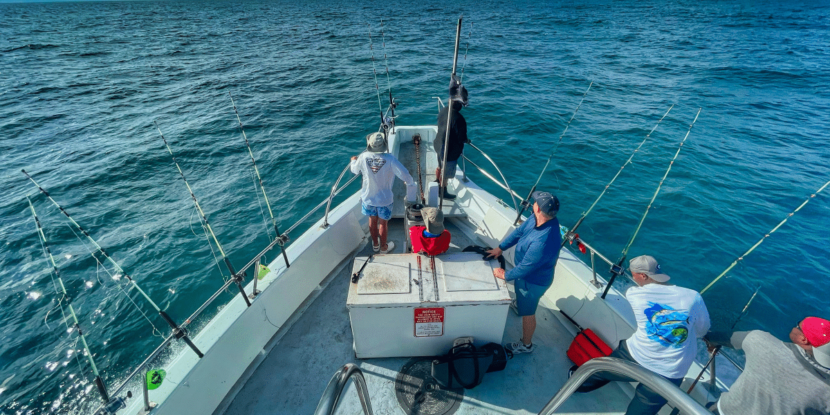 5 Ways a Fishing Trip Can Help With Employee Teamwork