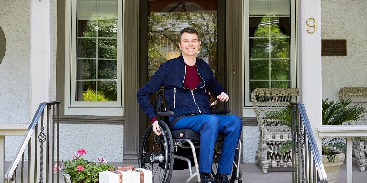 Francesco Clark: Turning Personal Crisis Into a Global Luxury Skincare Brand