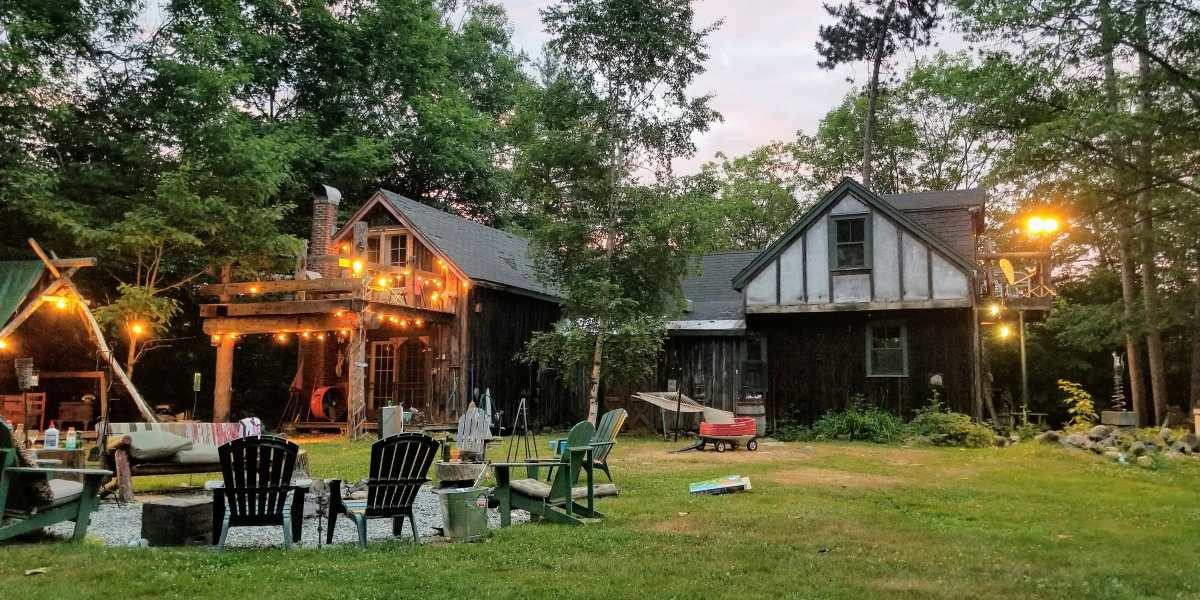 How To Host a Backyard Polar Plunge This Winter