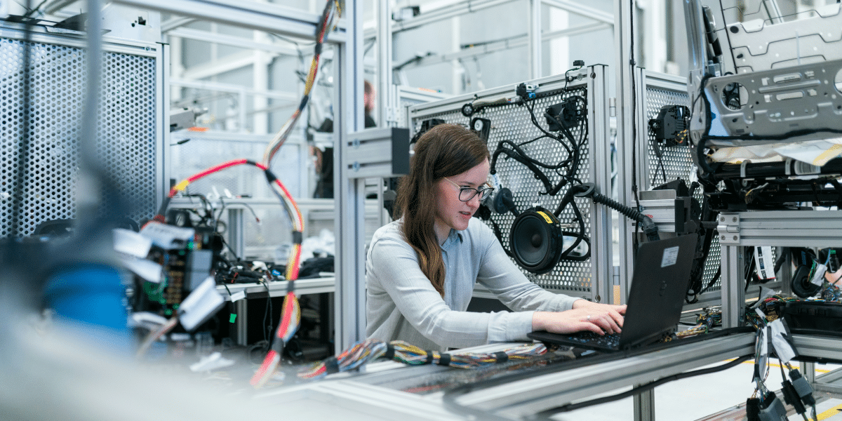 How to Use Technology to Improve Manufacturing Operations