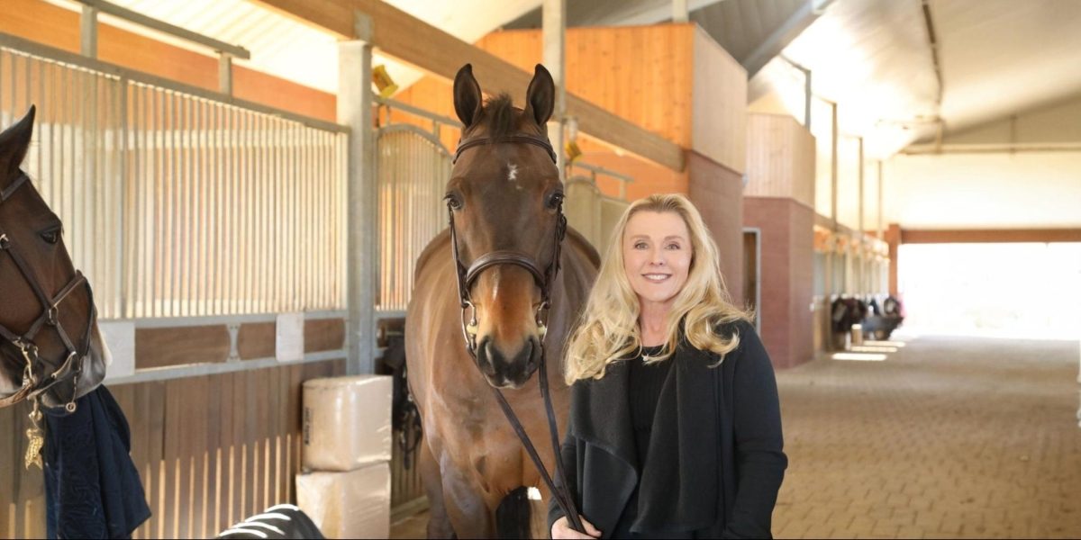 Kristina Novak 37 Years of Trusted Representation Across California's Distinctive Properties