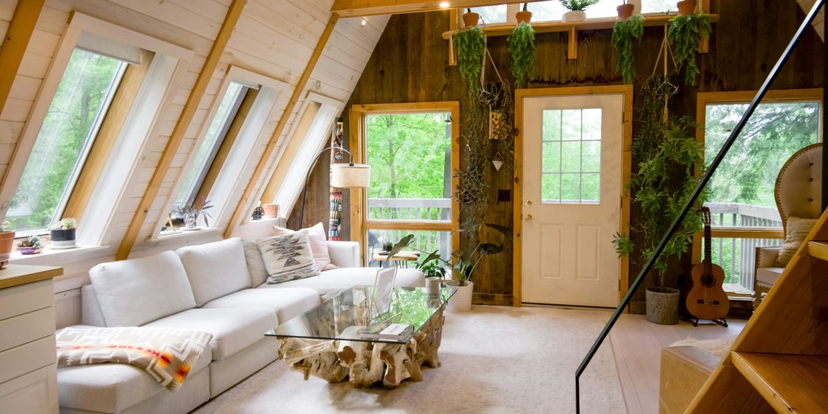 My BnB Accelerator Reveals: The 7 Costly Mistakes That Cause First-Time Airbnb Buyers to Sell Within 18 Months