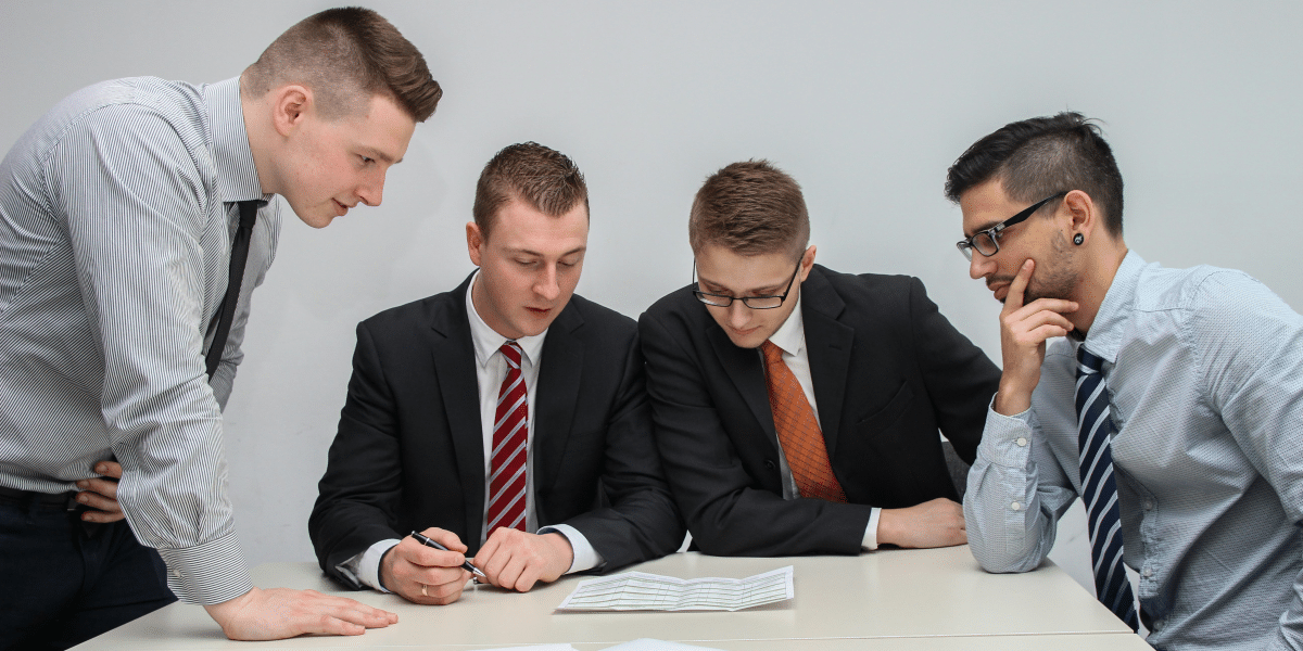Reasons to Book a Rafting Trip to Improve Employee Morale