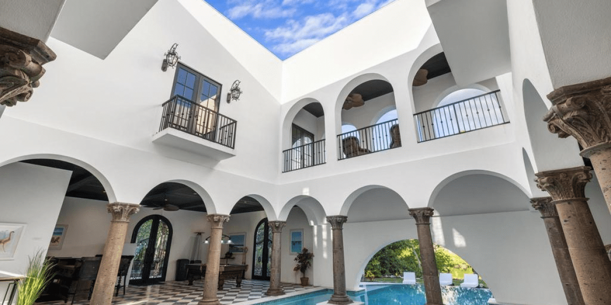 Relocating to Paradise- Why Florida is the Perfect Haven for Your Home and Business