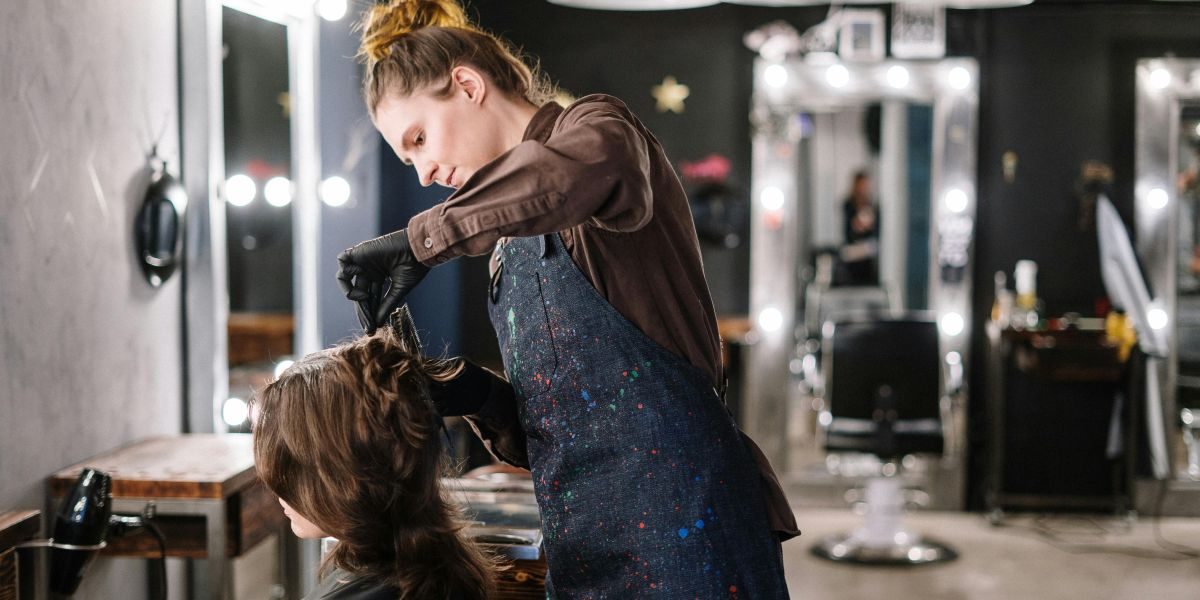 How to Get the Most Out of a Salon Appointment Booking System